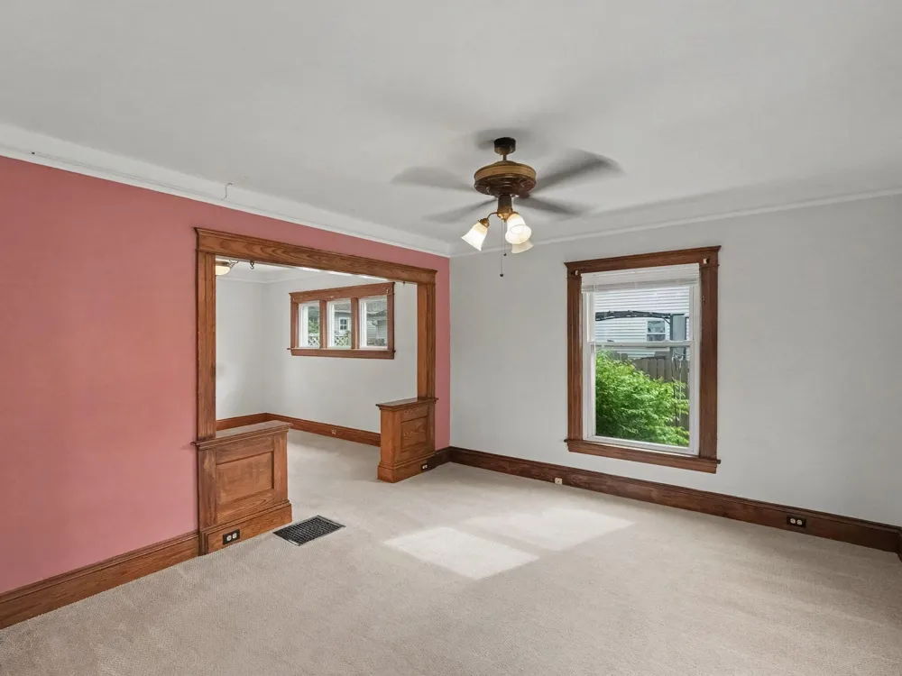 722 Webb Street Jackson, MI 49202