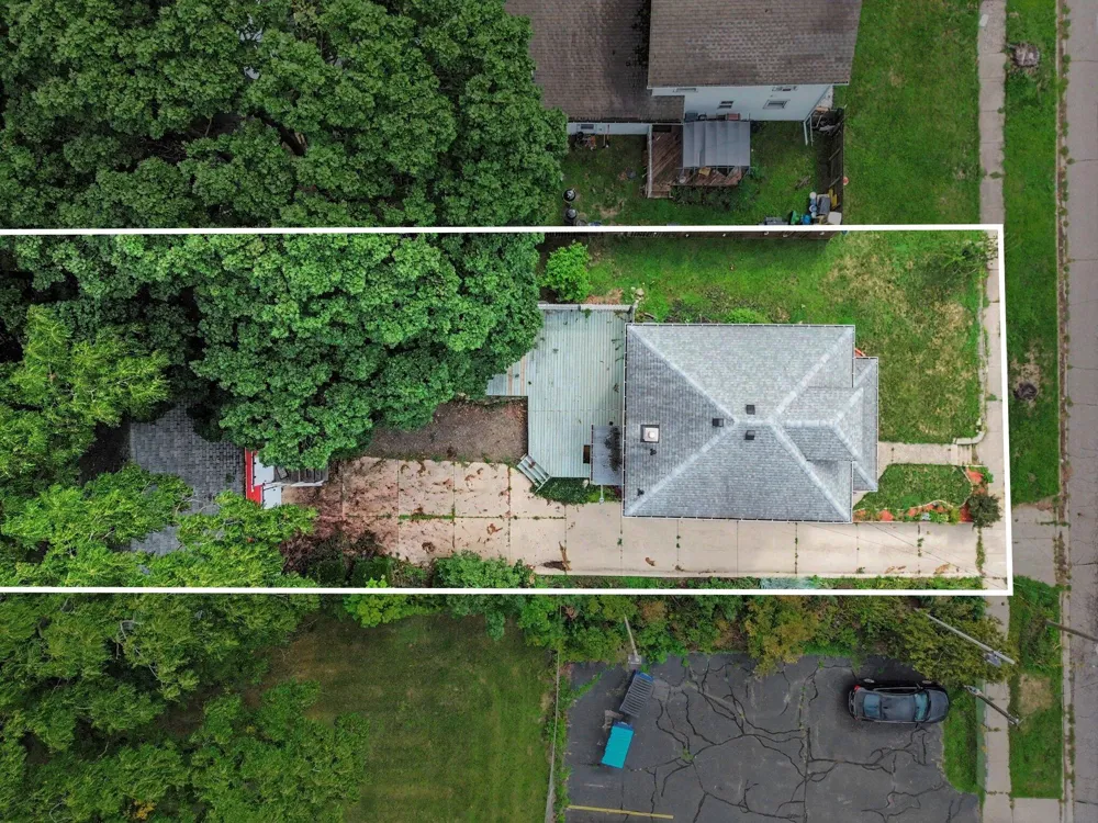 722 Webb Street Jackson, MI 49202