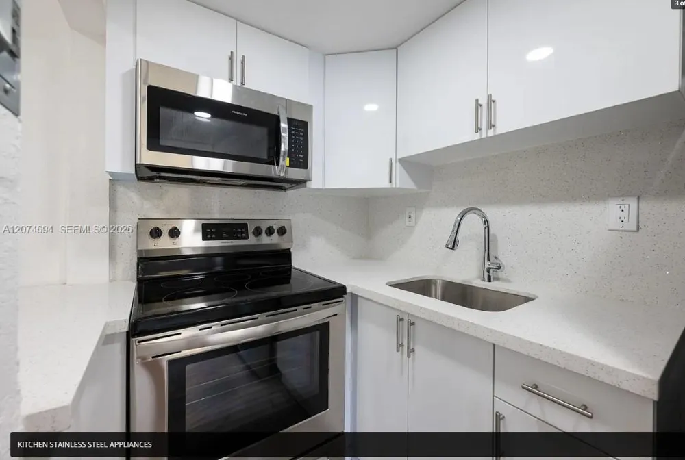 1811 NW 19th Ter #8 Miami, FL 33125
