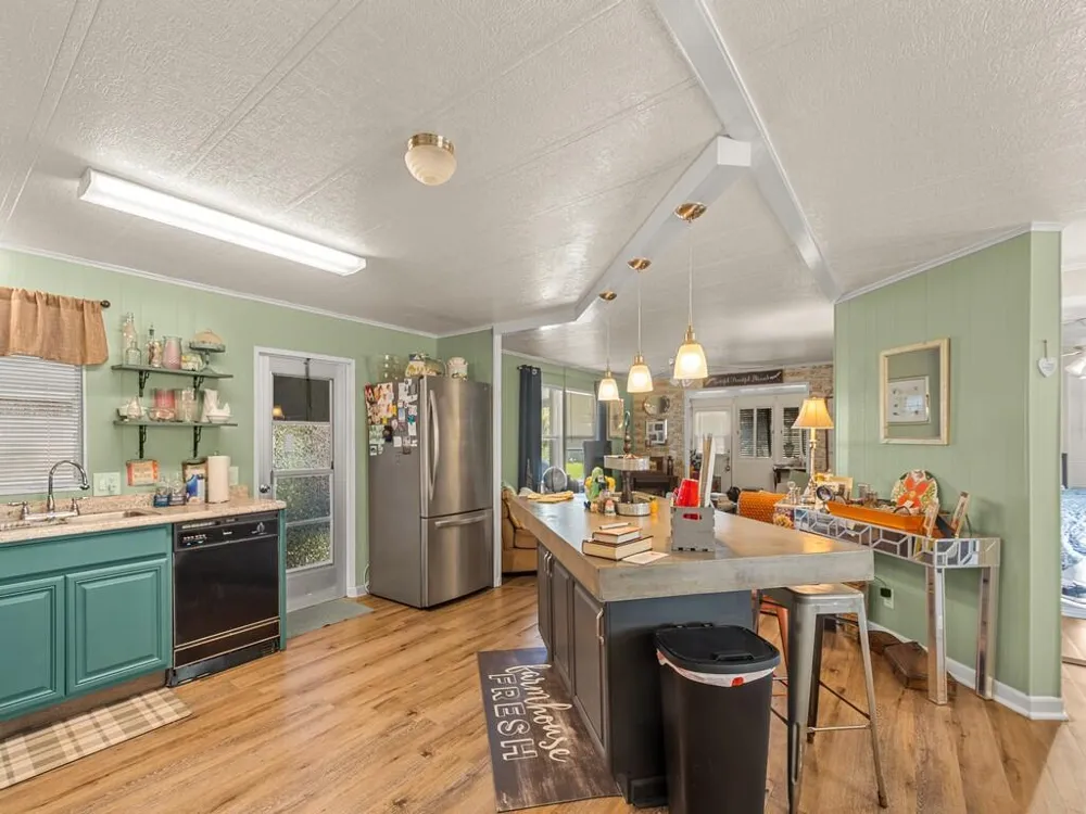 385 NE Jade Circle Jensen Beach, FL 34957