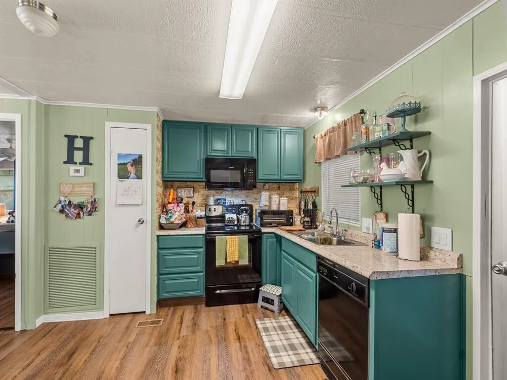 385 NE Jade Circle Jensen Beach, FL 34957