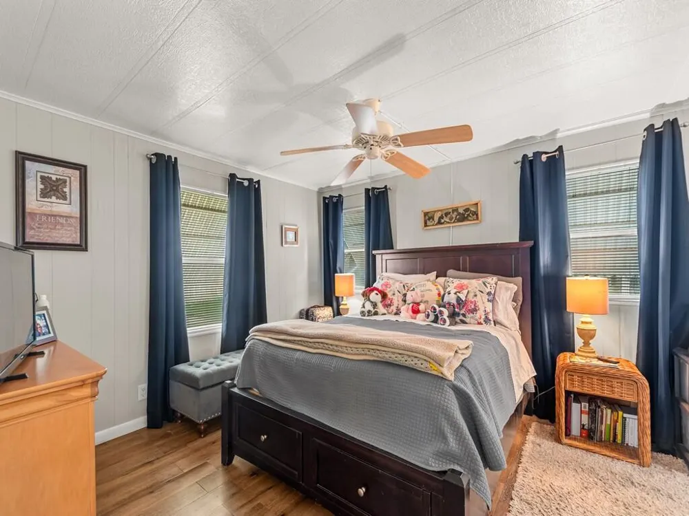 385 NE Jade Circle Jensen Beach, FL 34957
