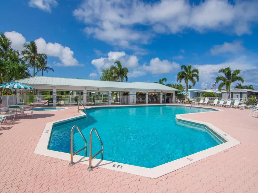 385 NE Jade Circle Jensen Beach, FL 34957