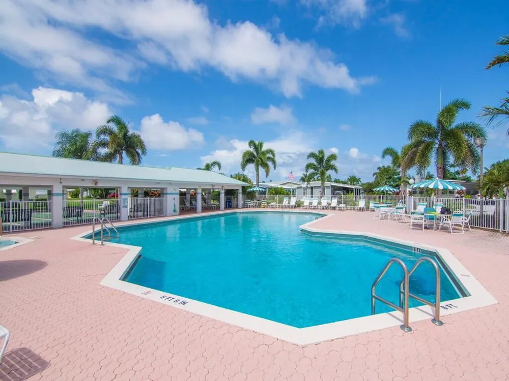 385 NE Jade Circle Jensen Beach, FL 34957