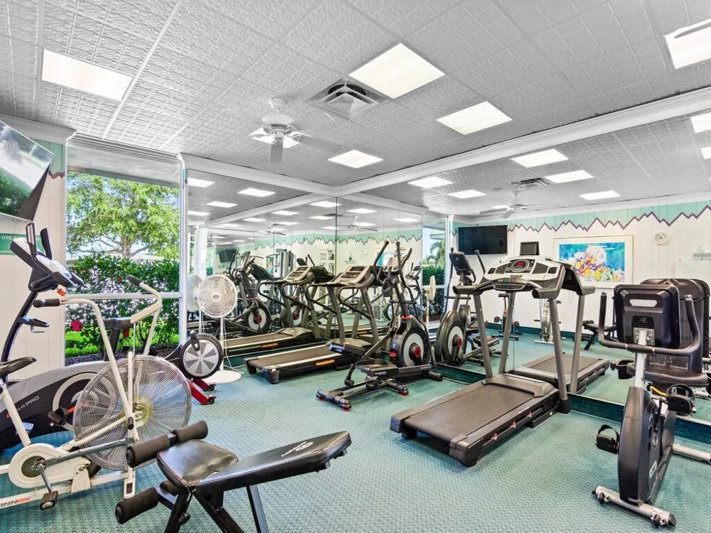 385 NE Jade Circle Jensen Beach, FL 34957