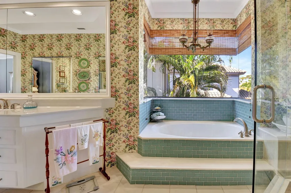 2286 NW 60th Street Boca Raton, FL 33496