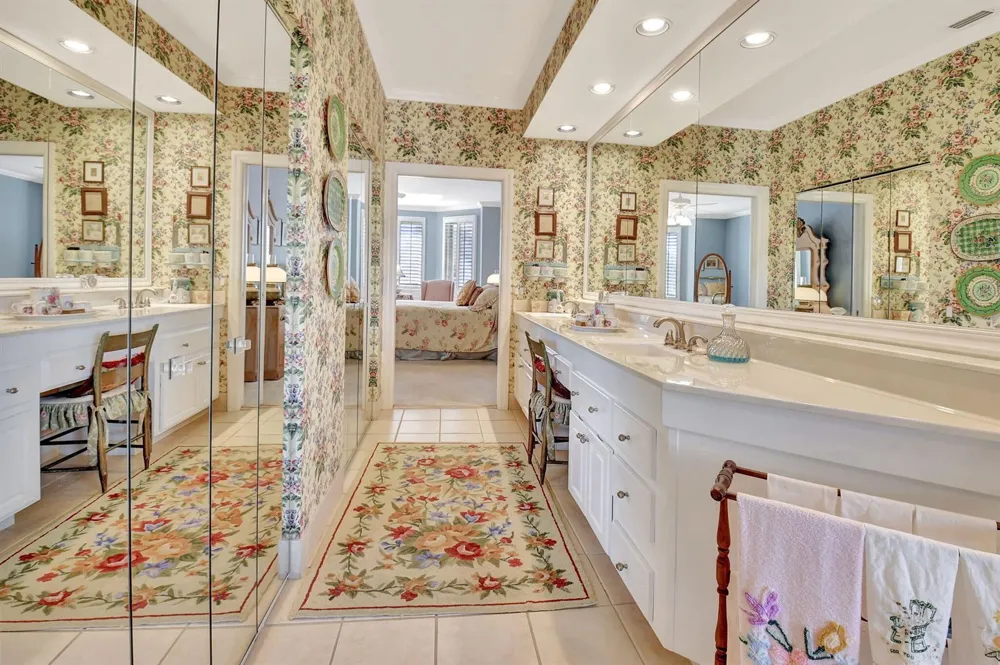 2286 NW 60th Street Boca Raton, FL 33496