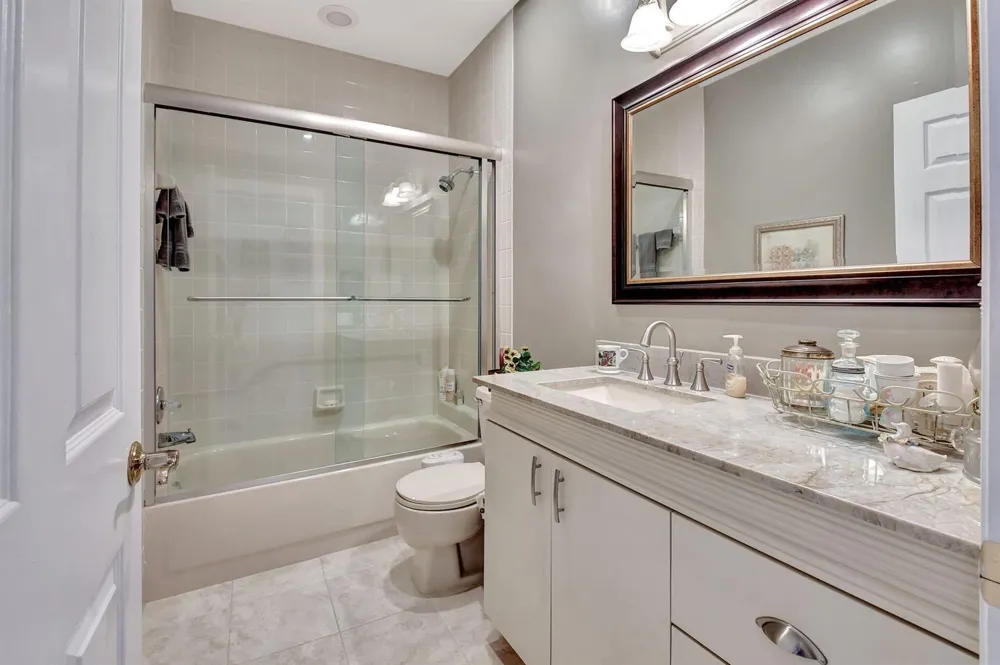2286 NW 60th Street Boca Raton, FL 33496