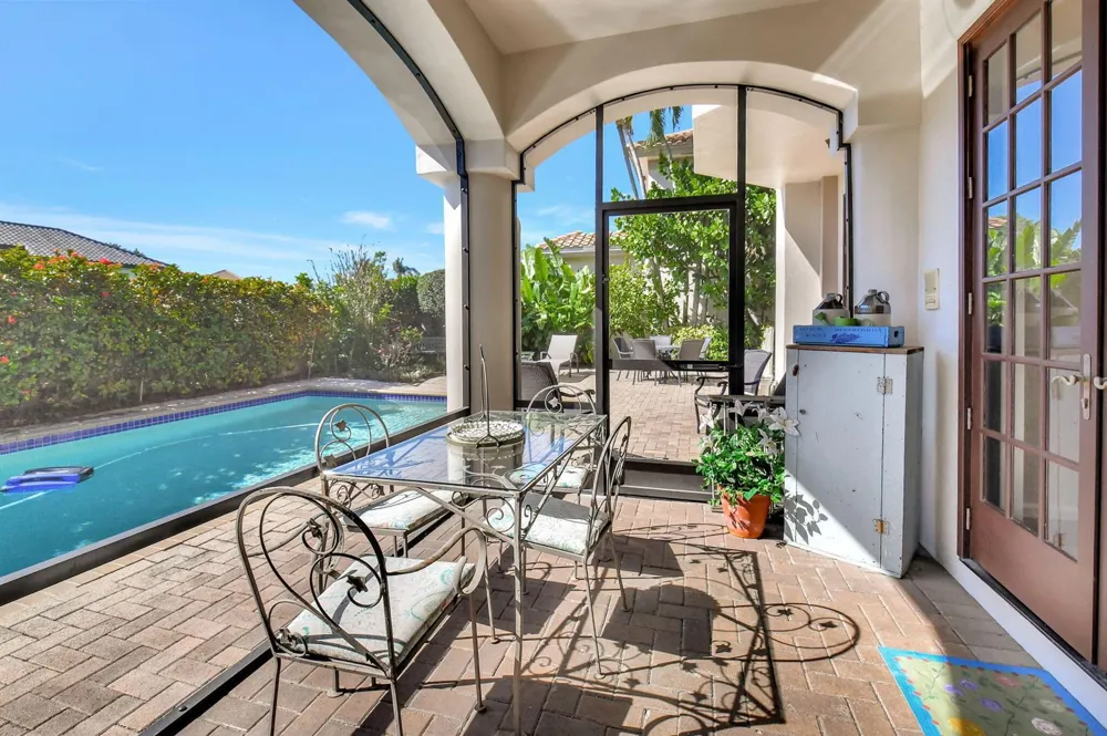 2286 NW 60th Street Boca Raton, FL 33496
