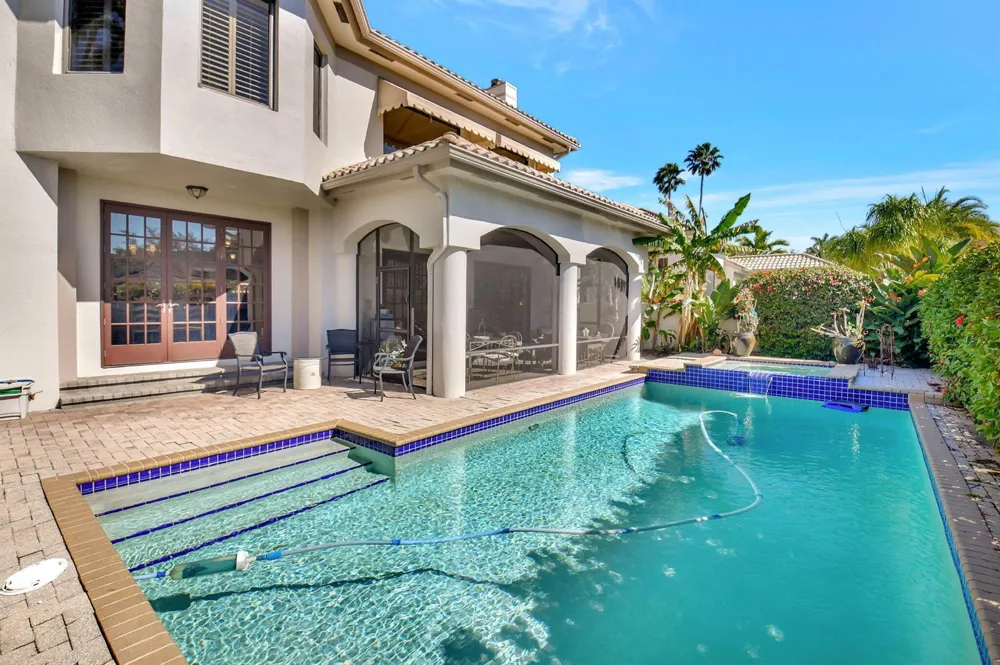 2286 NW 60th Street Boca Raton, FL 33496