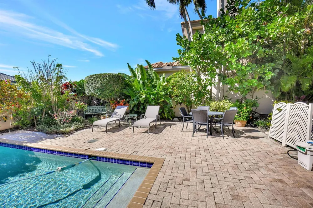 2286 NW 60th Street Boca Raton, FL 33496