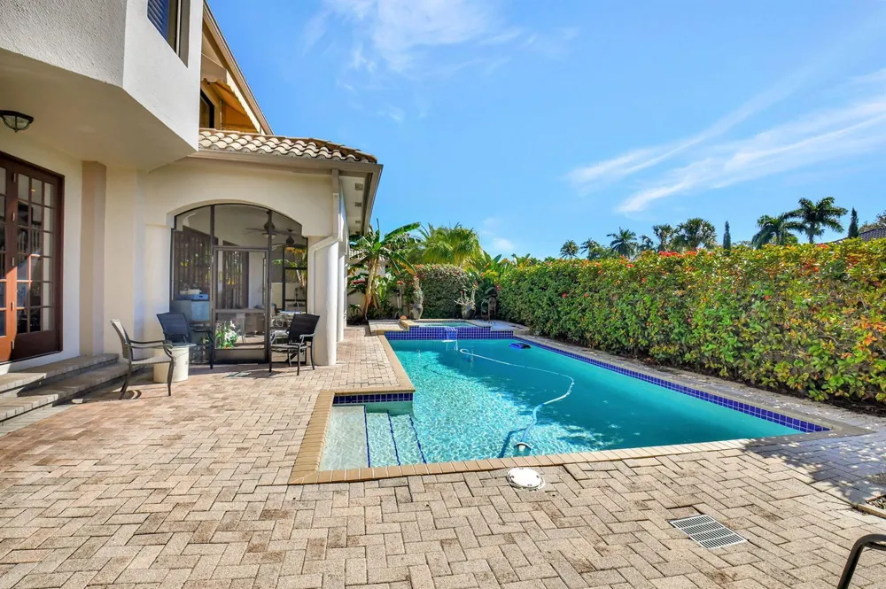 2286 NW 60th Street Boca Raton, FL 33496