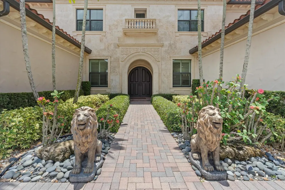 17511 Cadena Drive Boca Raton, FL 33496
