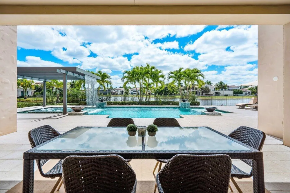 17511 Cadena Drive Boca Raton, FL 33496