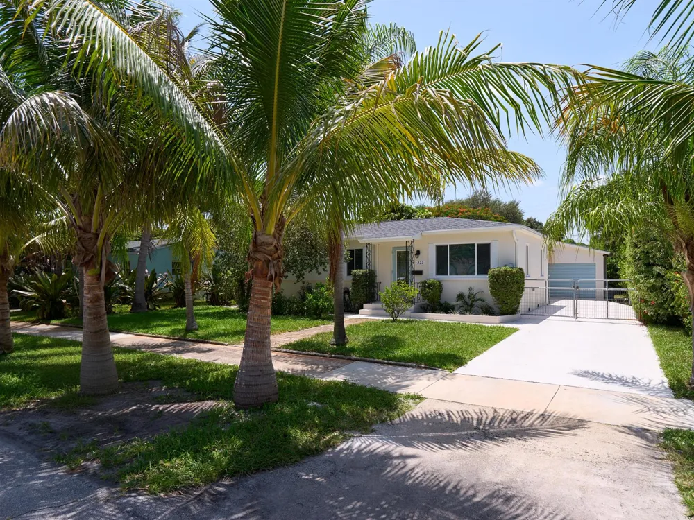 222 Bayberry Drive Lake Park, FL 33403