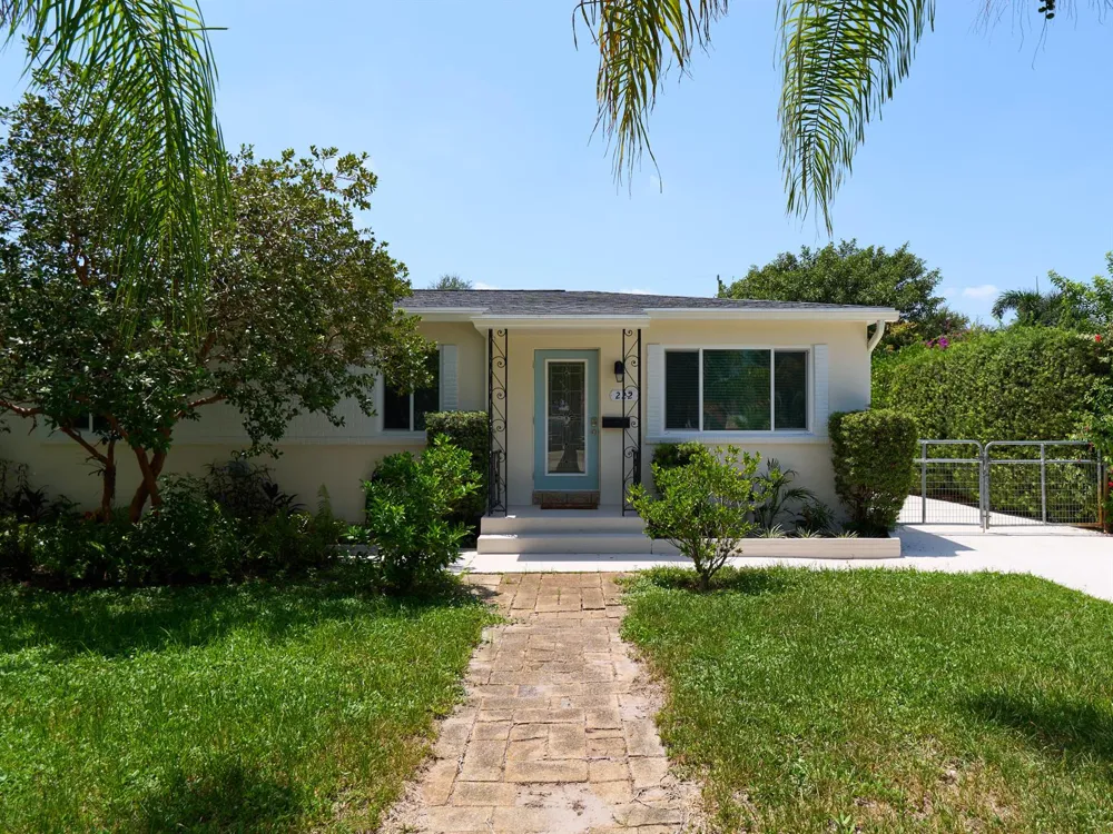 222 Bayberry Drive Lake Park, FL 33403