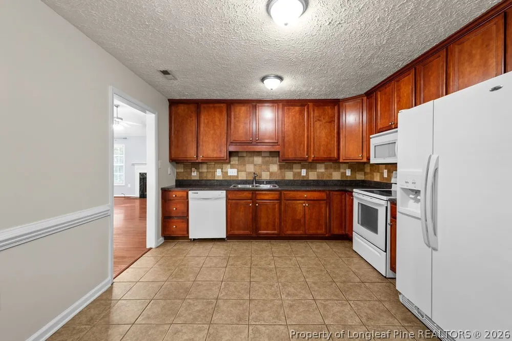 161 Oakmount Drive Raeford, NC 28376