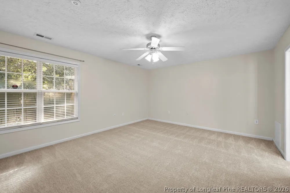 161 Oakmount Drive Raeford, NC 28376