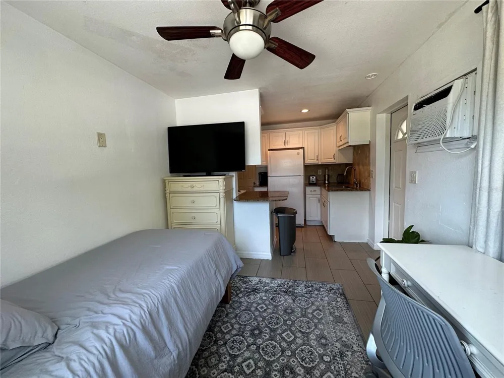 9372 88TH WAY Seminole, FL 33777
