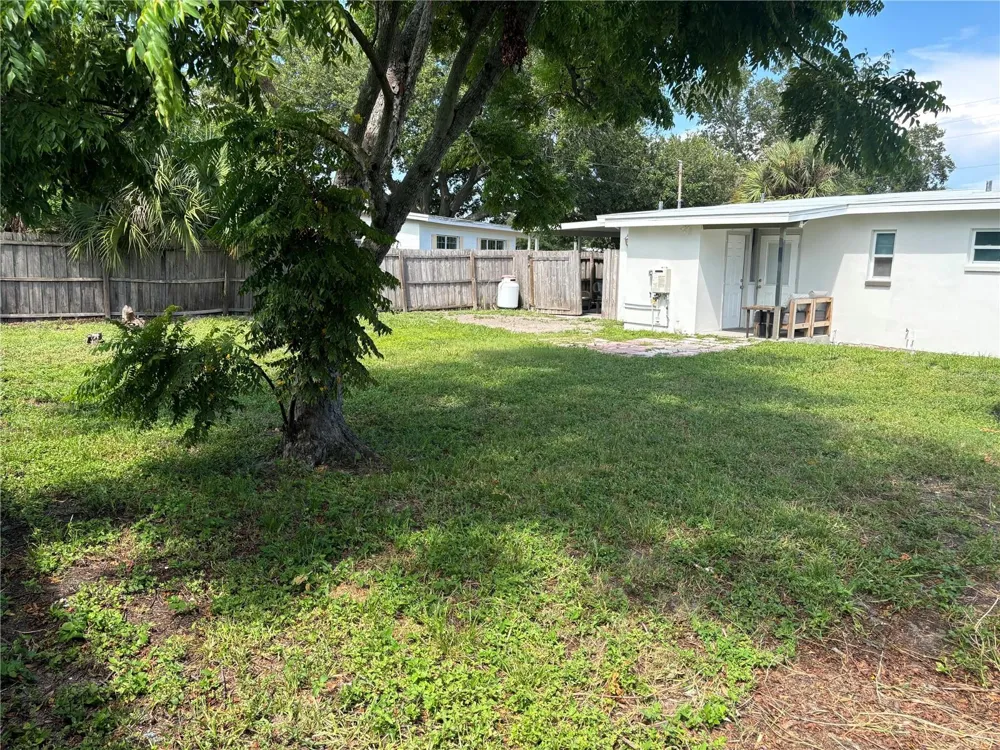 9372 88TH WAY Seminole, FL 33777
