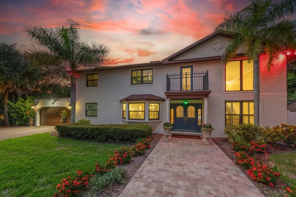 3005 SUNSET DRIVE Belleair Bluffs, FL 33770