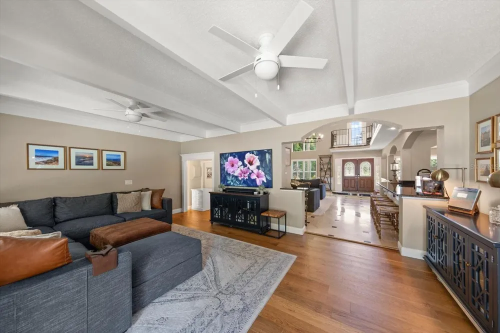 3005 SUNSET DRIVE Belleair Bluffs, FL 33770