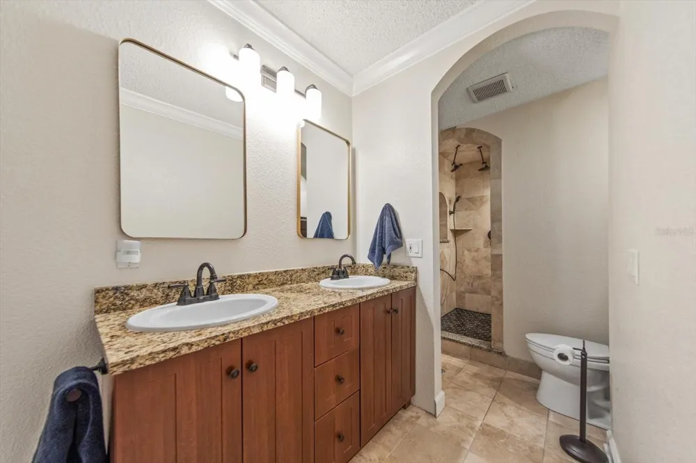 3005 SUNSET DRIVE Belleair Bluffs, FL 33770