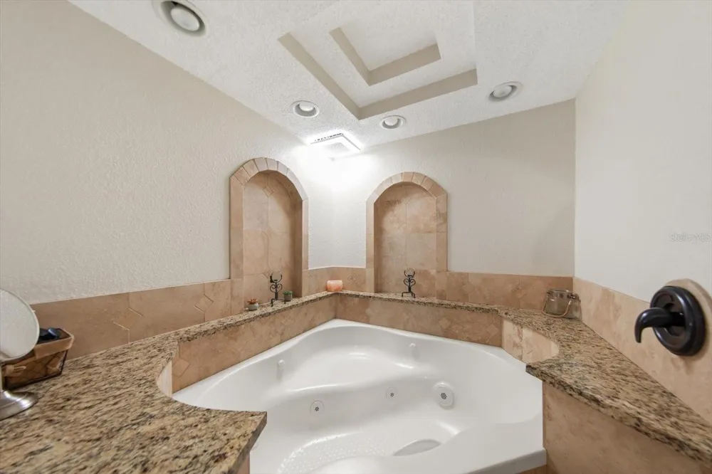 3005 SUNSET DRIVE Belleair Bluffs, FL 33770