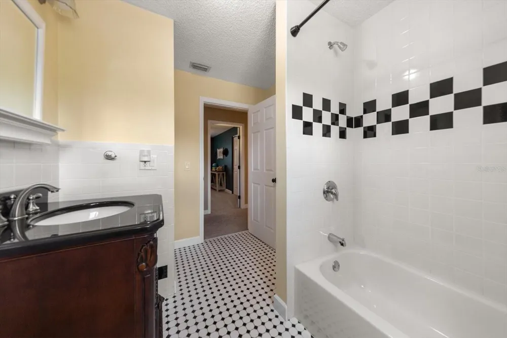 3005 SUNSET DRIVE Belleair Bluffs, FL 33770