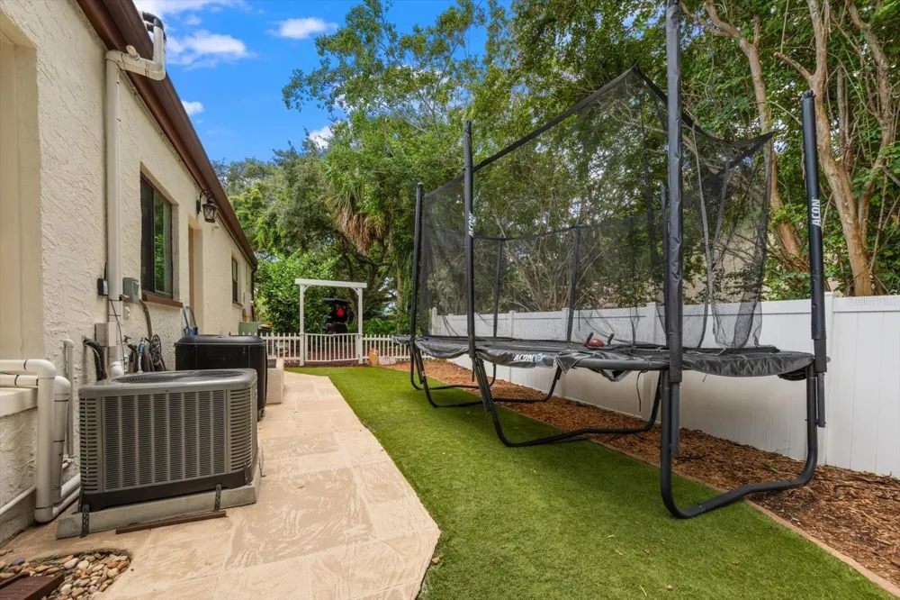 3005 SUNSET DRIVE Belleair Bluffs, FL 33770
