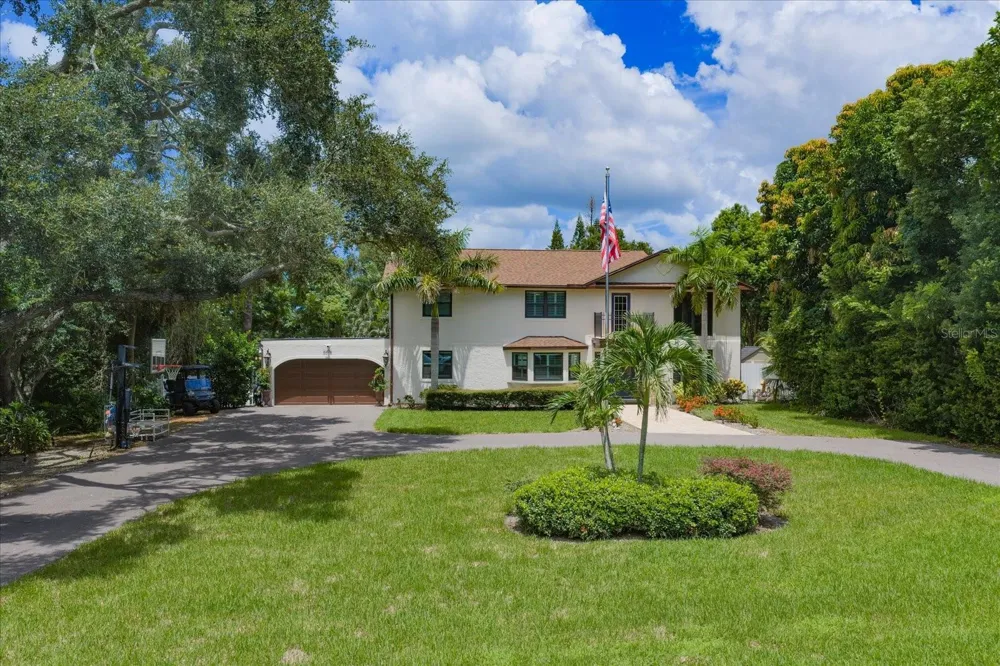3005 SUNSET DRIVE Belleair Bluffs, FL 33770