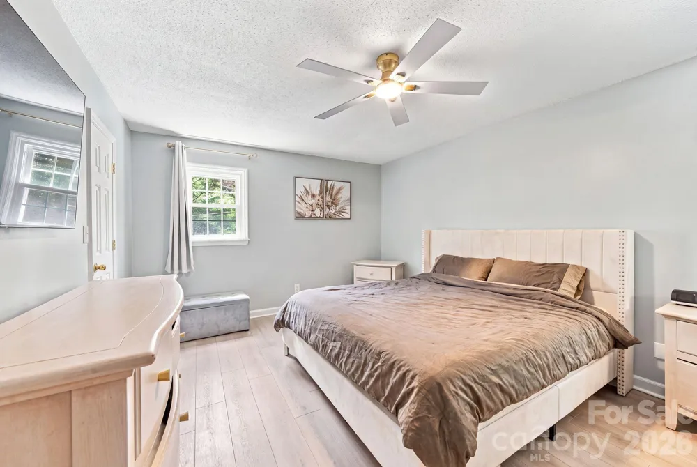 436 Peace Haven Road Winston Salem, NC 27103