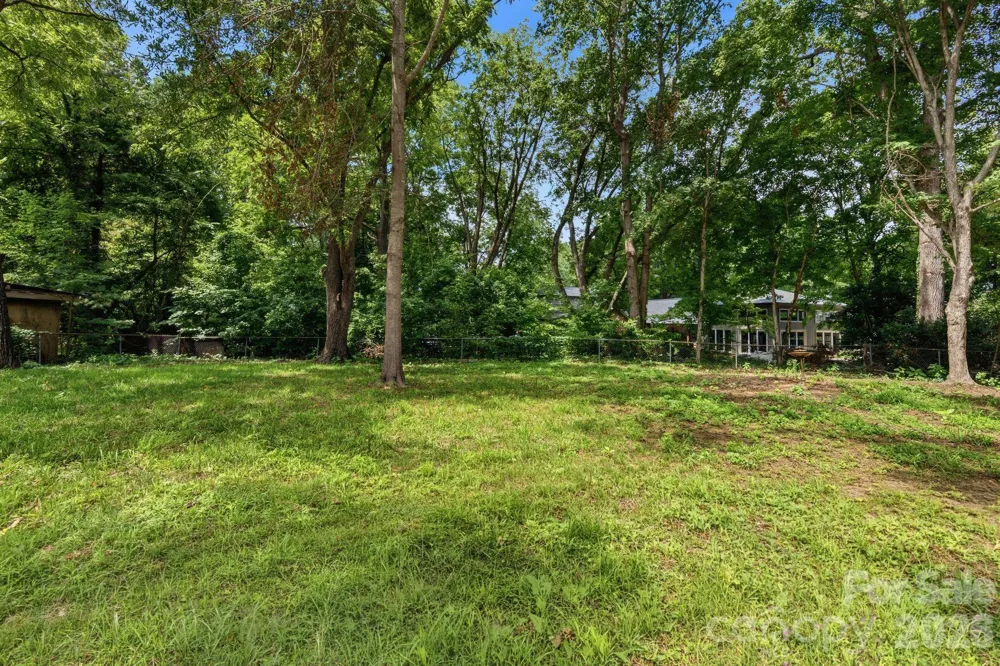 436 Peace Haven Road Winston Salem, NC 27103