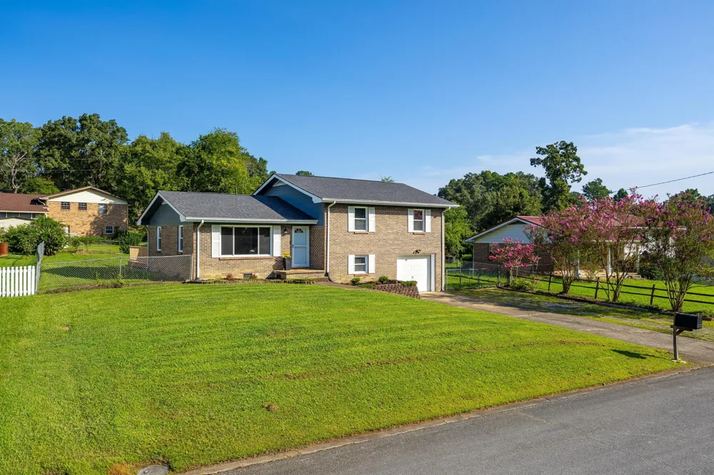 49 Foster Drive Ringgold, GA 30736