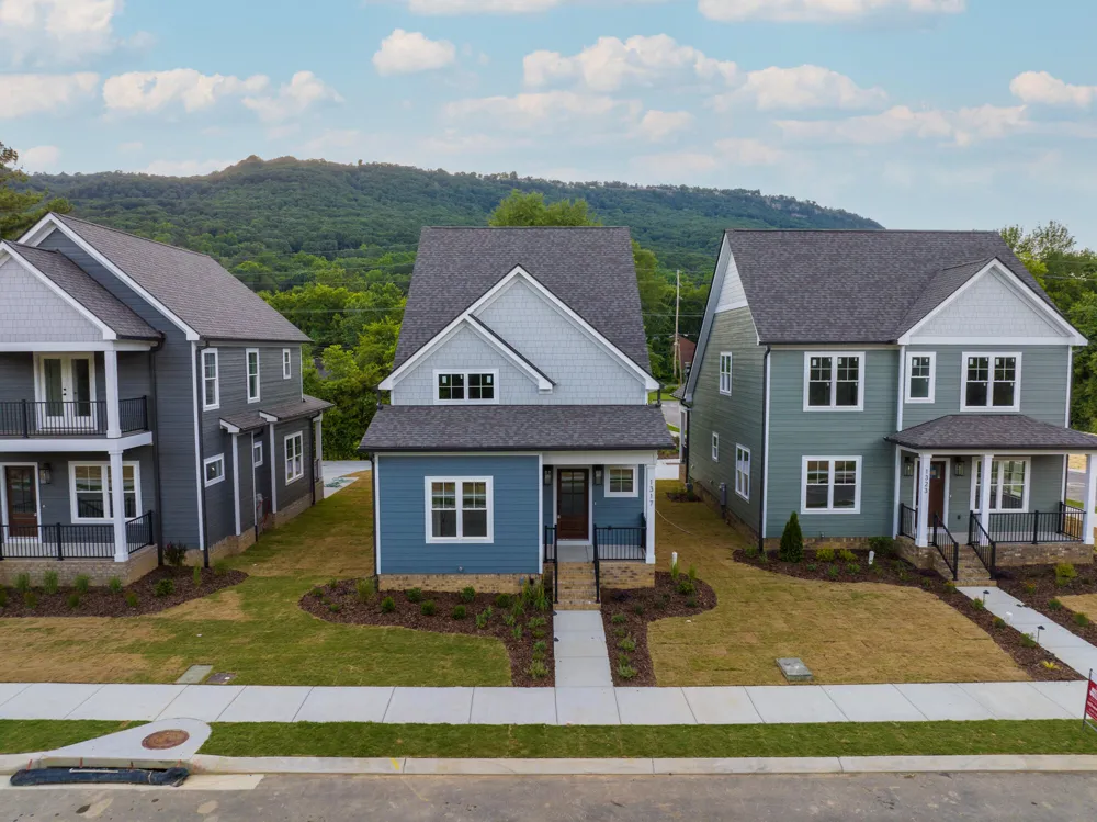 1317 Thomas Avenue Chattanooga, TN 37409