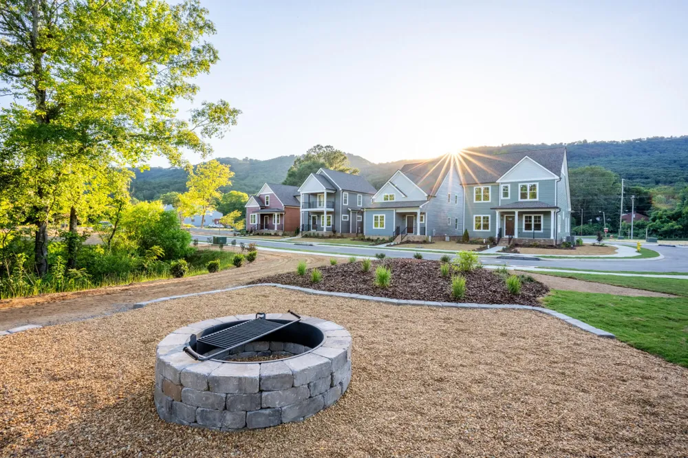 1317 Thomas Avenue Chattanooga, TN 37409
