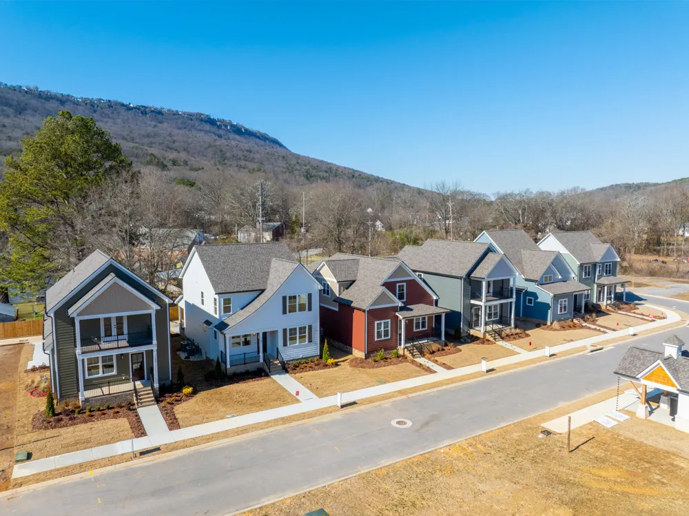 1317 Thomas Avenue Chattanooga, TN 37409