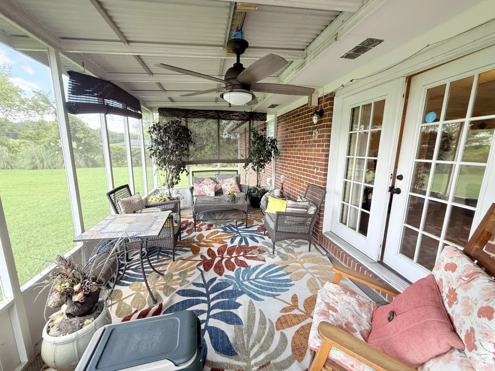 1608 Eagle Drive Hixson, TN 37343