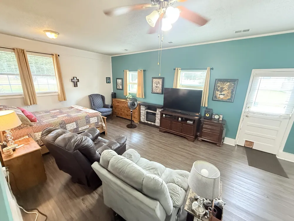 1608 Eagle Drive Hixson, TN 37343