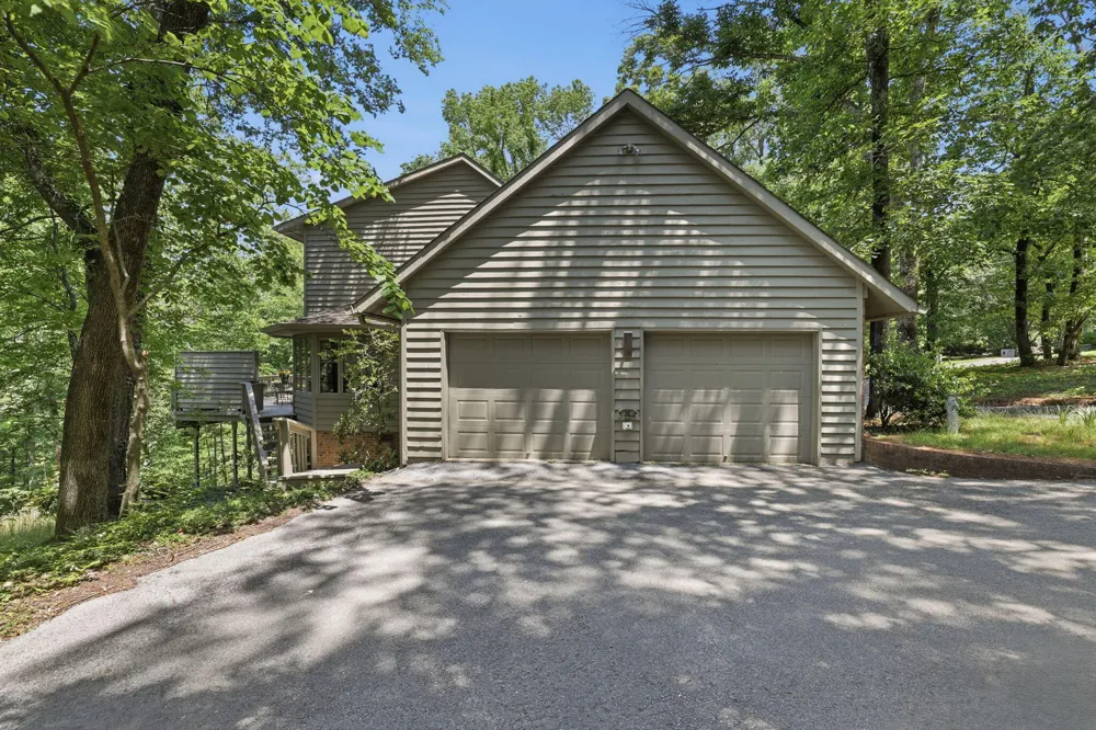 29 Rock Crest Drive Signal Mountain, TN 37377