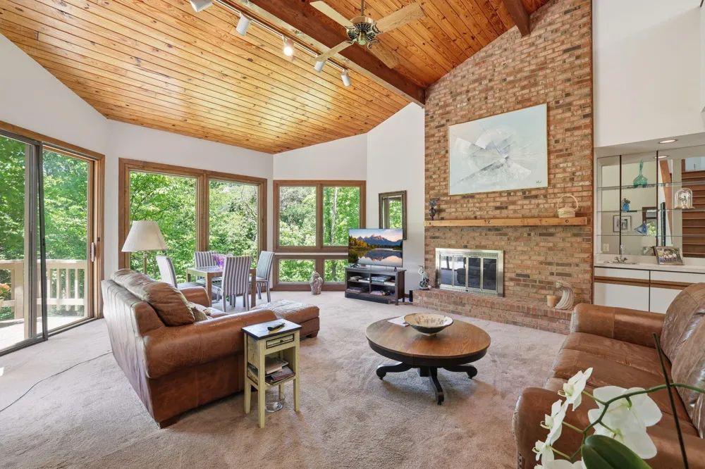 29 Rock Crest Drive Signal Mountain, TN 37377