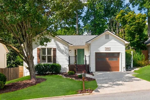 1113 Capital Club Circle NE