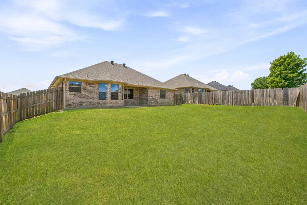 1245 Newcastle Drive Weatherford, TX 76086