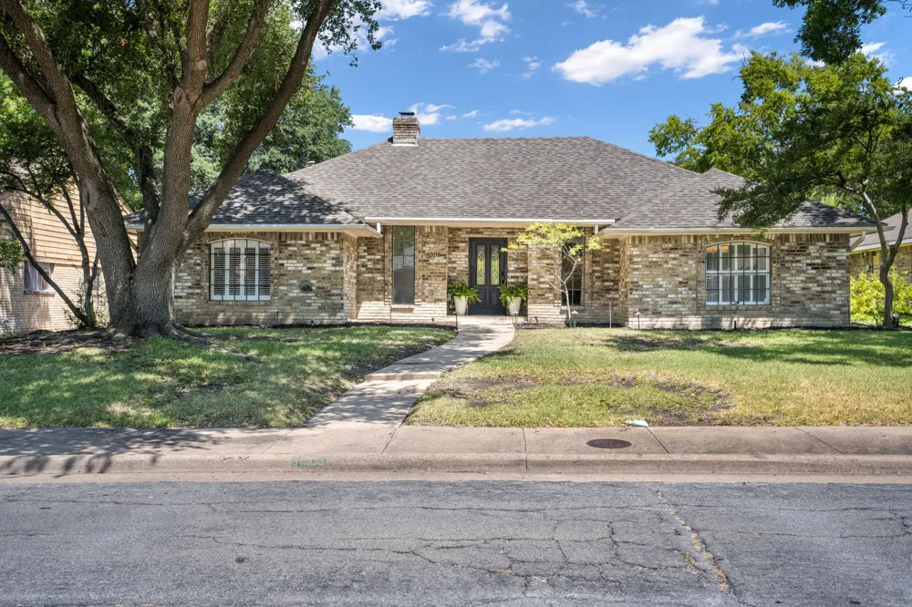 10115 Laingtree Drive Dallas, TX 75243