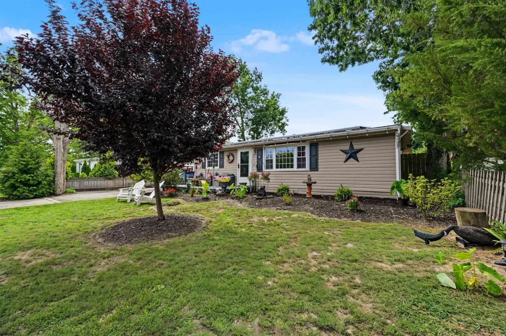 6311 Roberts Ave Mays Landing, NJ 08330