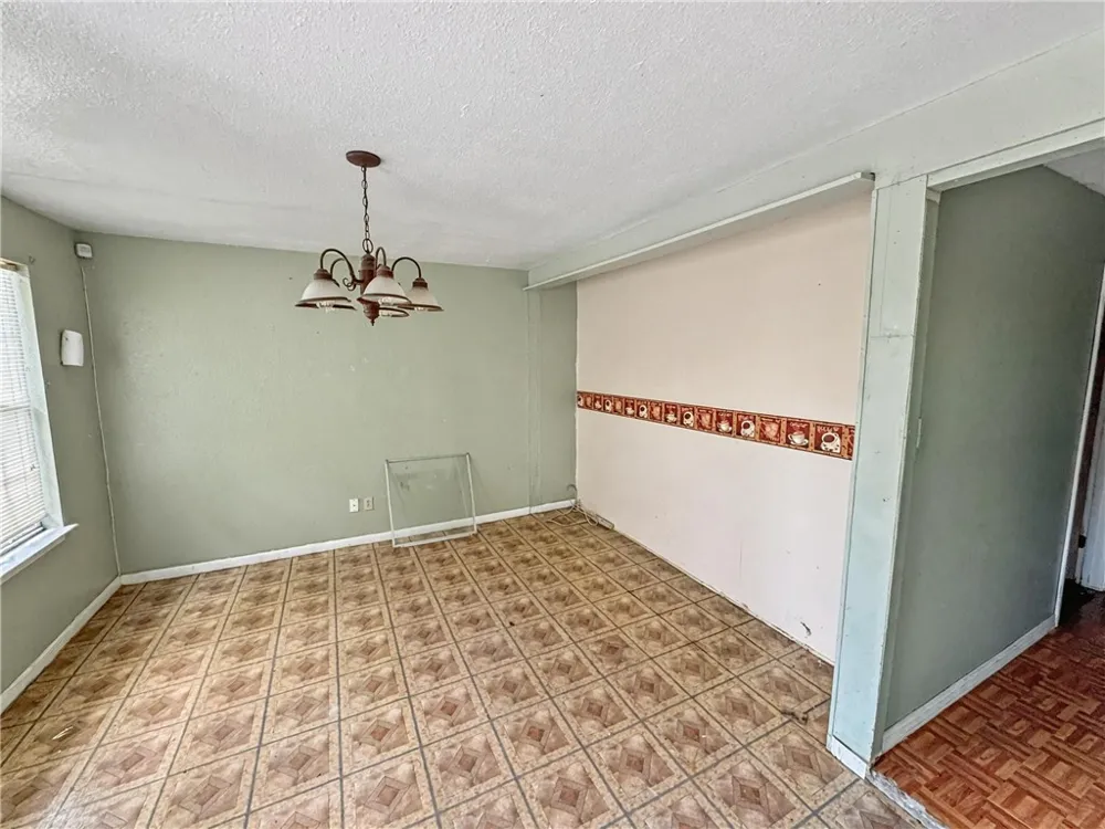 206 Retama Avenue Taft, TX 78390