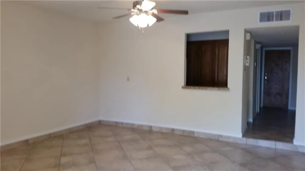 2725 Santa Fe Street #E Corpus Christi, TX 78404