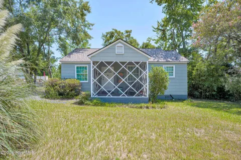 1742 Davidson Drive