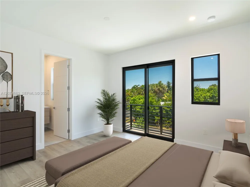 849 SW 29th St Fort Lauderdale, FL 33315