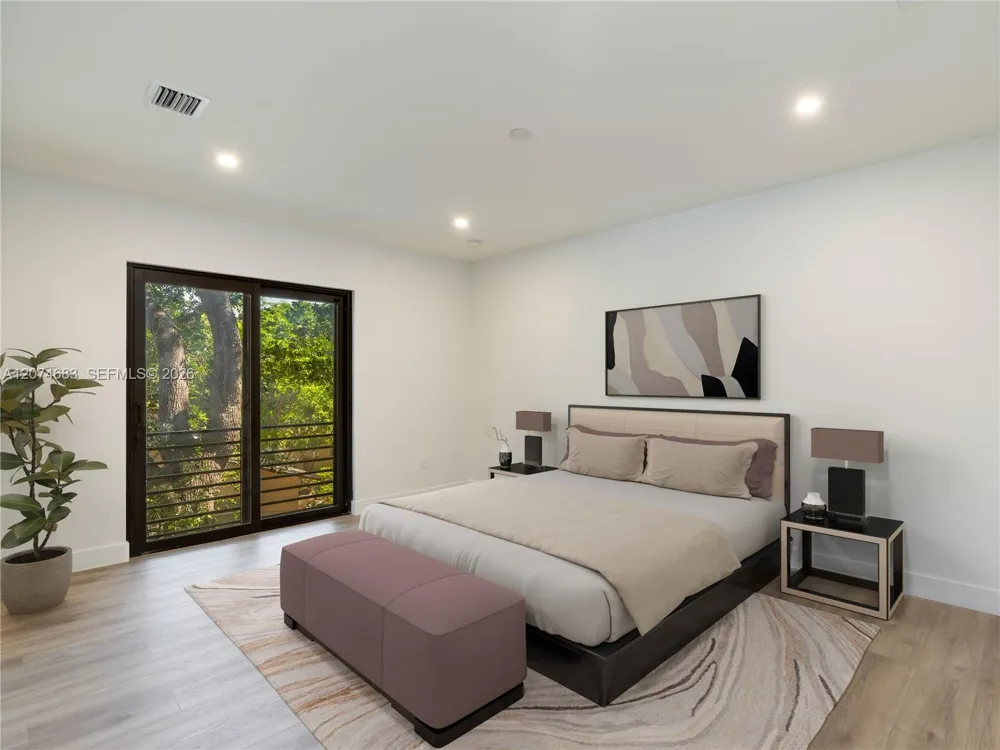 849 SW 29th St Fort Lauderdale, FL 33315